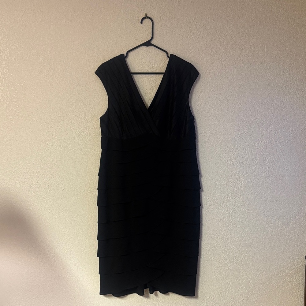 Adrianna Papell Black Layered Midi Dress